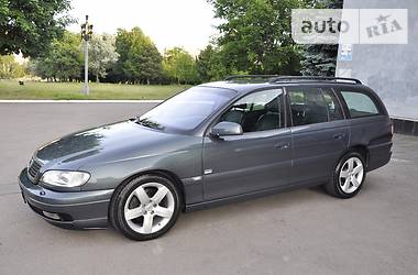 Универсал Opel Omega 2002 в Ровно