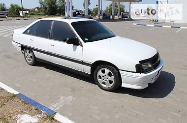 Седан Opel Omega 1991 в Днепре