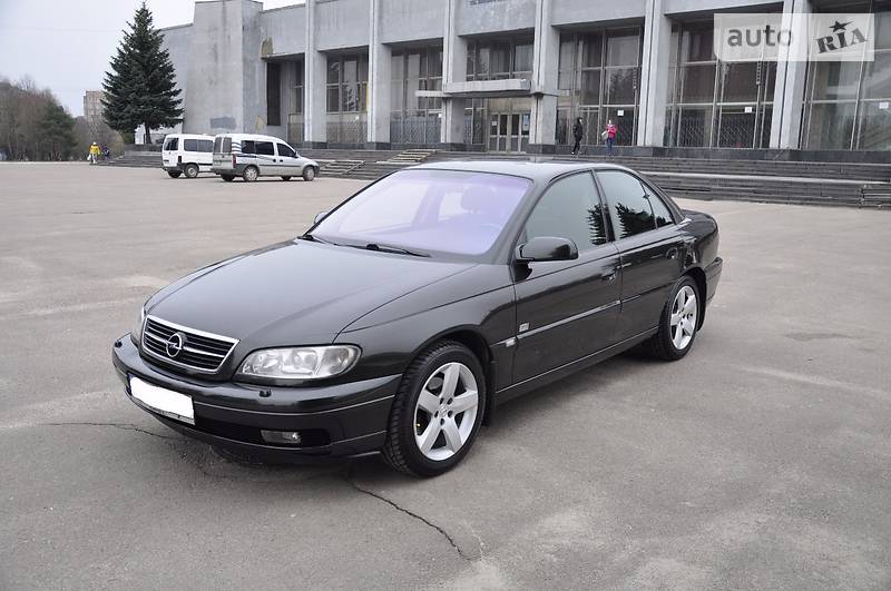 Седан Opel Omega 2002 в Ровно