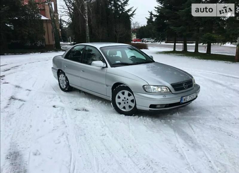 Opel omega 2001