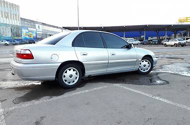 Седан Opel Omega 2000 в Ивано-Франковске