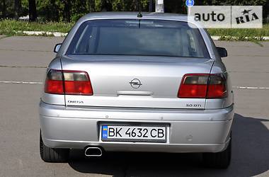 Седан Opel Omega 2003 в Рівному