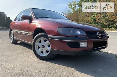 Седан Opel Omega 1998 в Тернополе