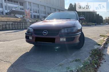 Седан Opel Omega 1998 в Тернополе