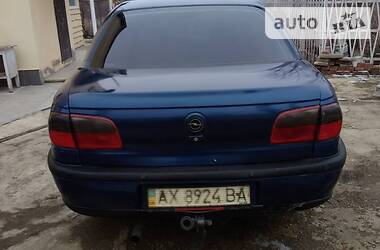 Седан Opel Omega 1996 в Харькове