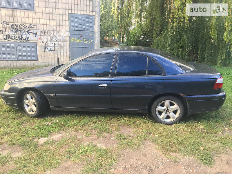 Седан Opel Omega 2003 в 