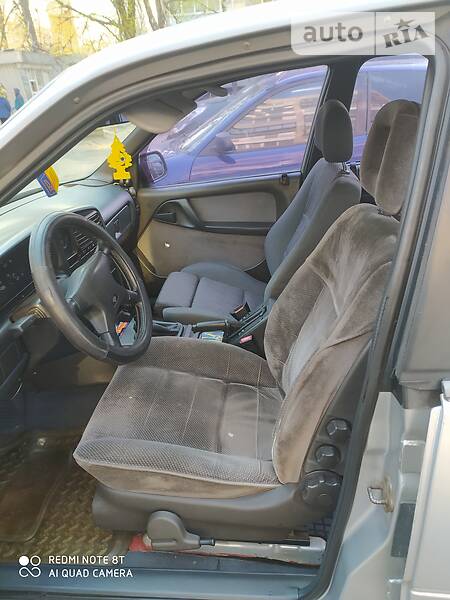 Седан Opel Omega 1988 в Києві фото 7 Седан Opel Omega 1988 в Києві