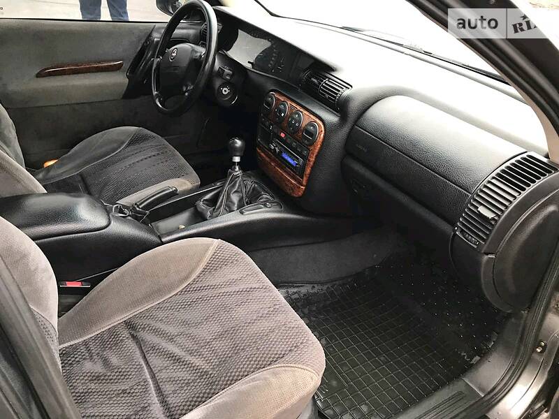 Седан Opel Omega 1995 в Харькове фото 12 Седан Opel Omega 1995 в Харькове