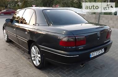 Седан Opel Omega 1998 в 