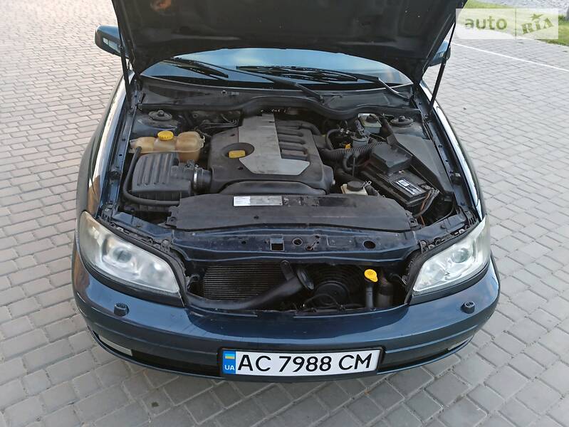 Універсал Opel Omega 2002 в Луцьку