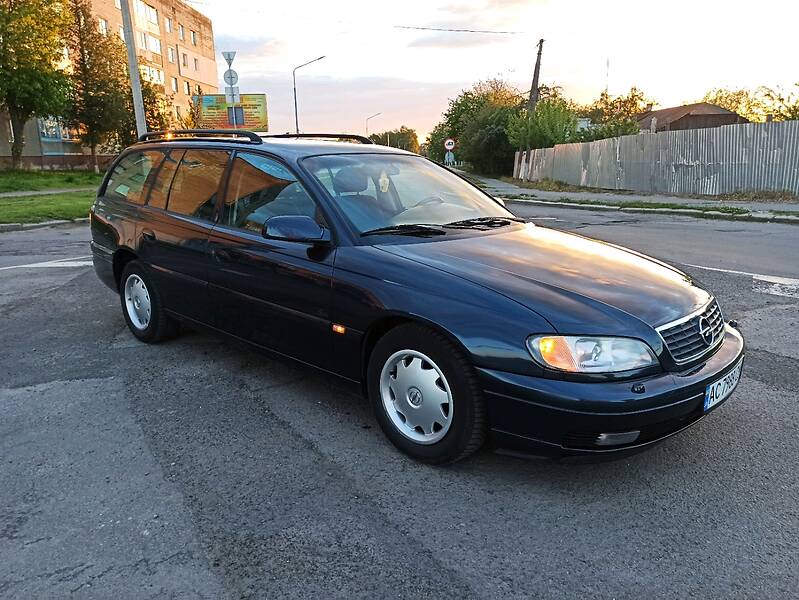 Універсал Opel Omega 2002 в Луцьку