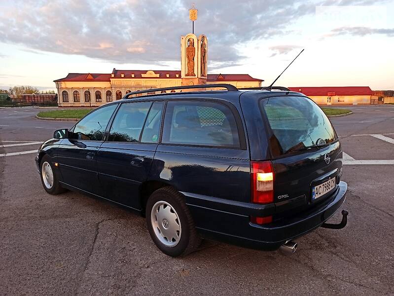 Універсал Opel Omega 2002 в Луцьку