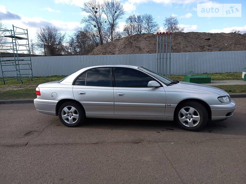 Седан Opel Omega 2003 в Черкасах