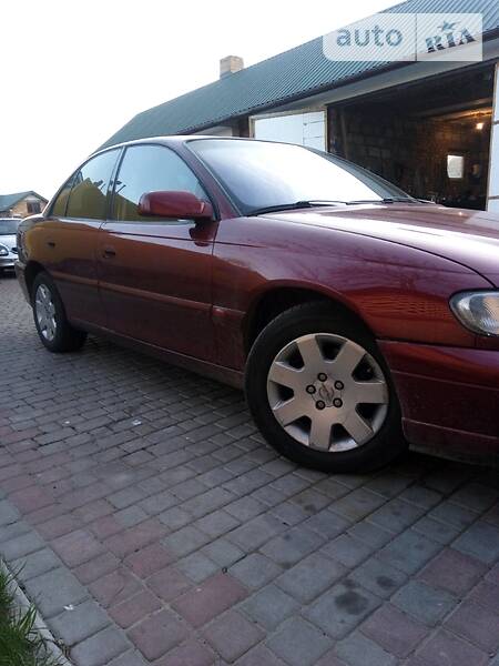 Opel Omega 2000