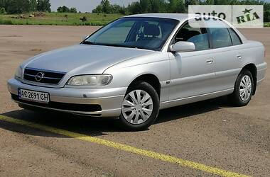 Седан Opel Omega 2002 в Луцке