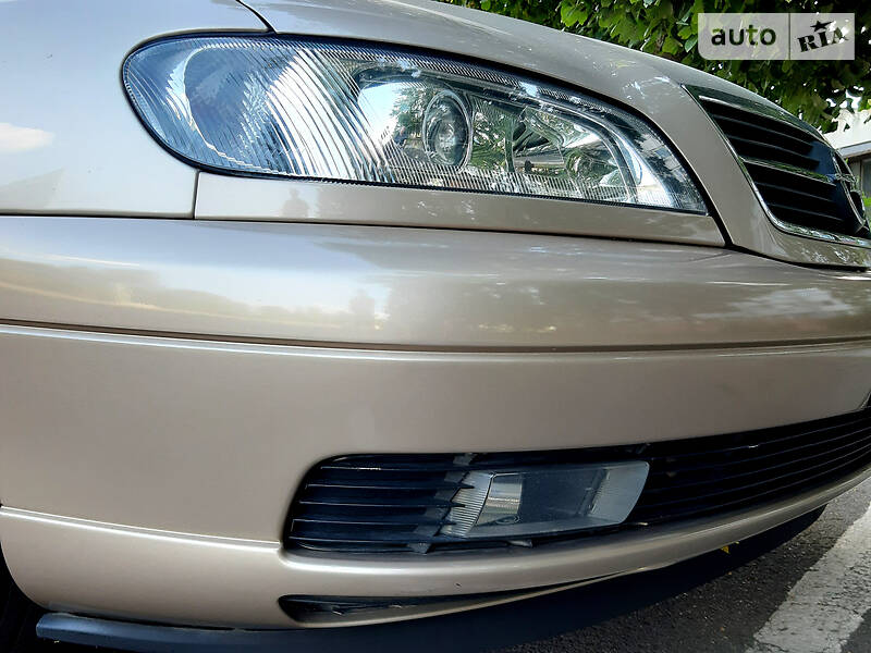 Седан Opel Omega 2000 в Дніпрі