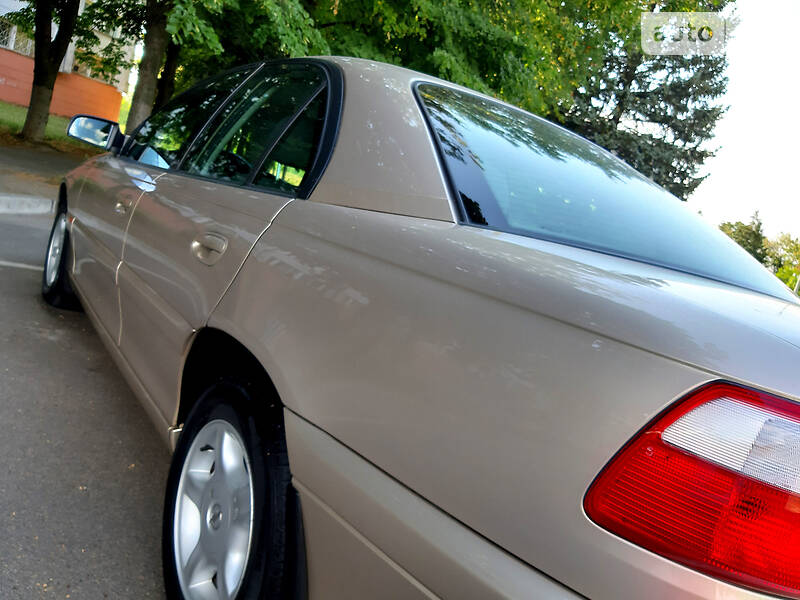 Седан Opel Omega 2000 в Дніпрі