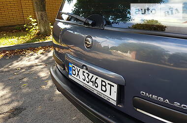 Універсал Opel Omega 1995 в 