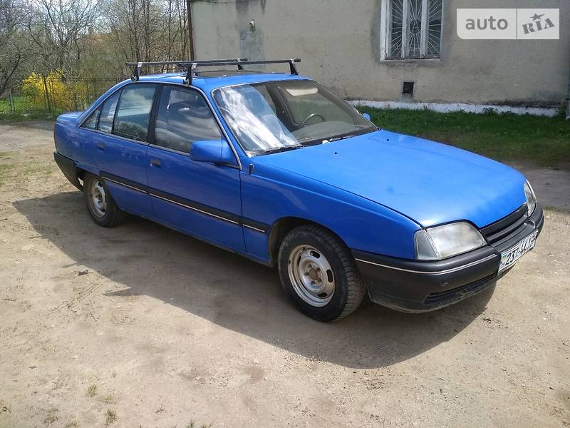 Седан Opel Omega 1987 в Долине