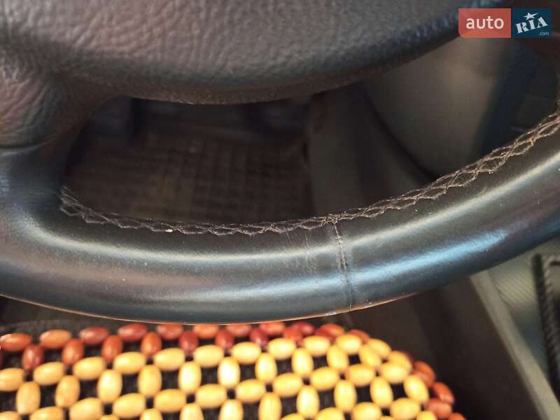 Седан Opel Omega 2003 в Черкасах