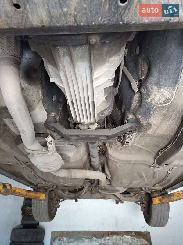 Седан Opel Omega 2003 в Черкасах