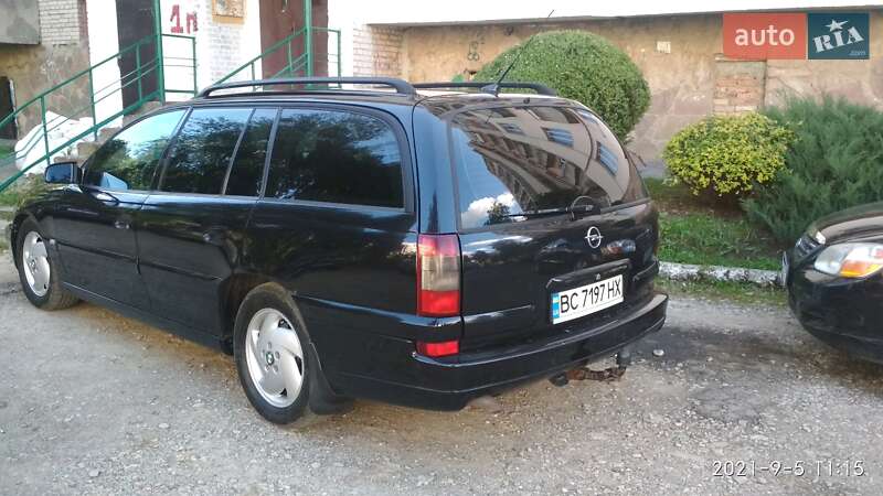 Універсал Opel Omega 2003 в Бориславі