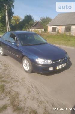 Седан Opel Omega 1995 в Сарнах