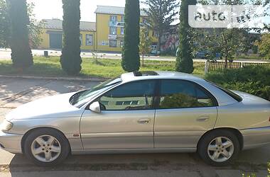 Седан Opel Omega 2000 в Чорткові