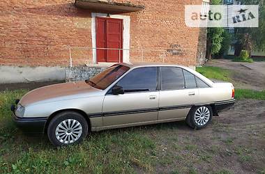 Седан Opel Omega 1988 в Нежине