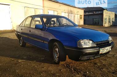 Седан Opel Omega 1987 в Долине