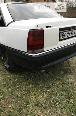 Седан Opel Omega 1988 в 