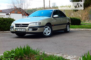 Седан Opel Omega 1996 в Могилів-Подільському