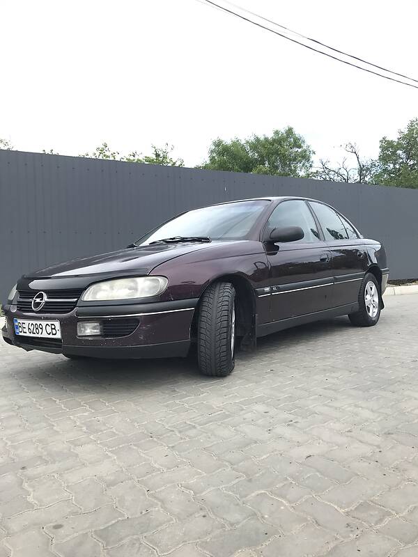 Седан Opel Omega 1994 в Николаеве