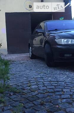 Седан Opel Omega 2001 в Львове