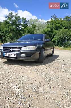 Седан Opel Omega 1999 в Верховине