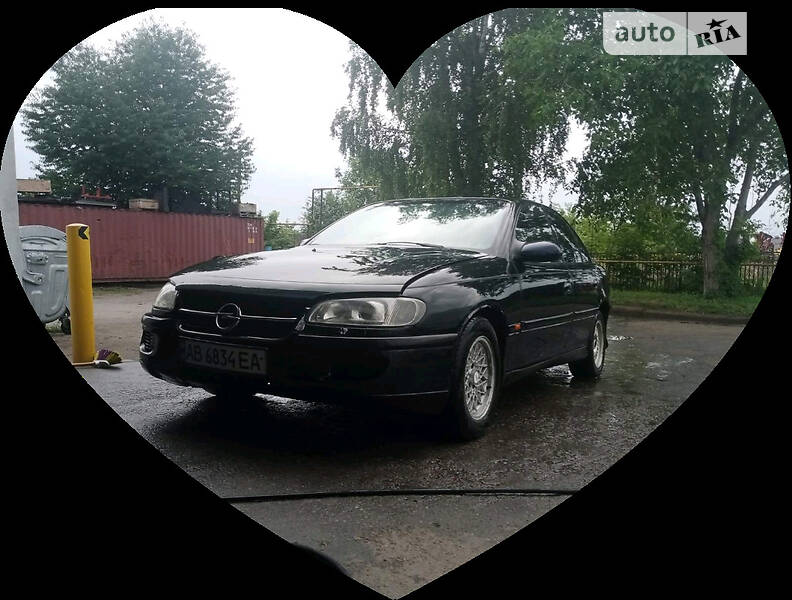 Хэтчбек Opel Omega 1996 в Виннице