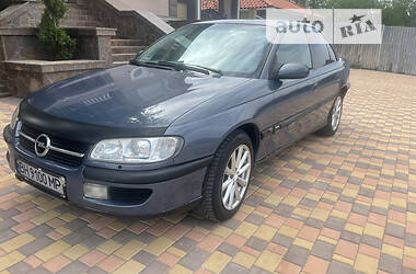 Седан Opel Omega 1995 в 