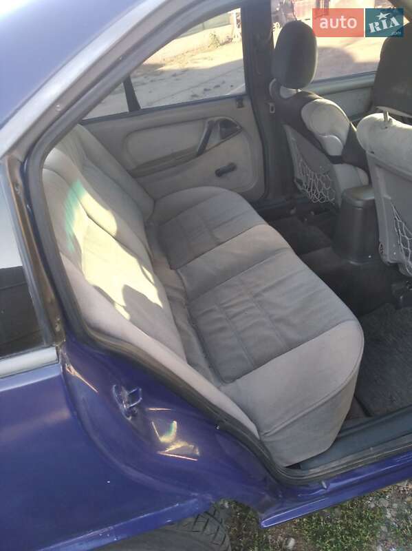 Седан Opel Omega 1987 в Луцьку