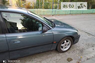 Седан Opel Omega 1998 в Южному