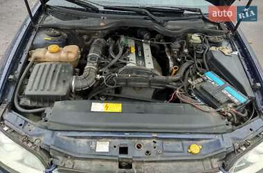 Универсал Opel Omega 1995 в 