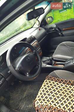 Седан Opel Omega 1996 в 