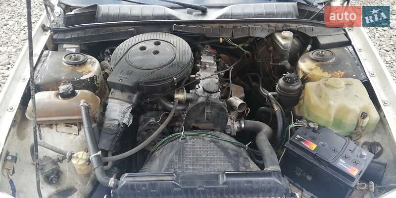 Седан Opel Omega 1987 в Калуші