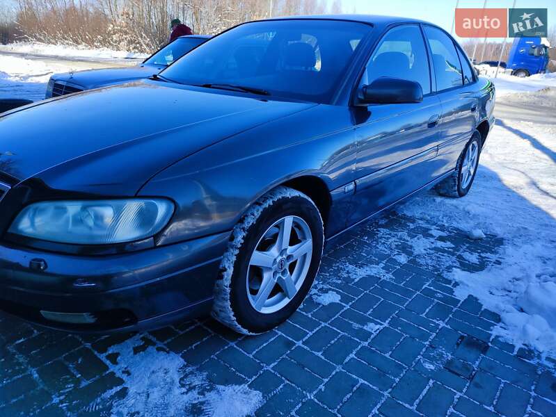 Седан Opel Omega 2000 в Ковелі