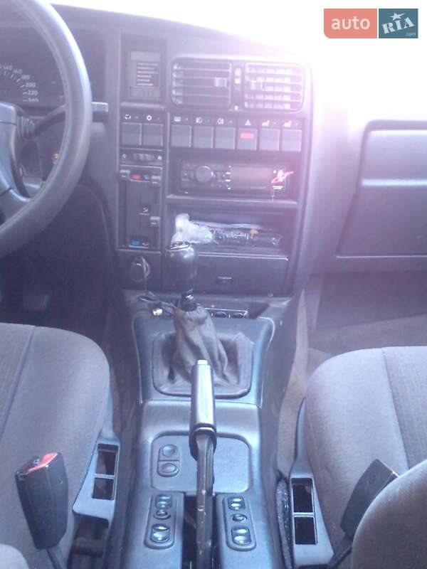 Универсал Opel Omega 1991 в Белгороде-Днестровском