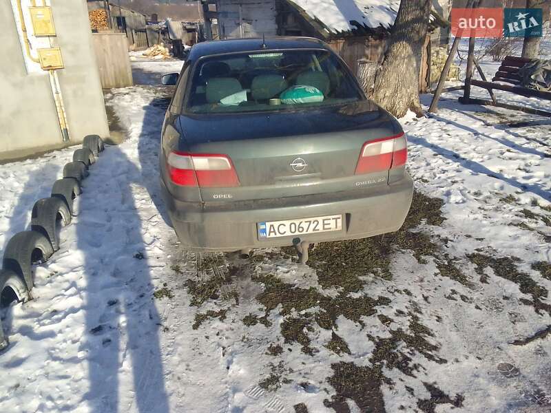 Седан Opel Omega 2002 в Рожище