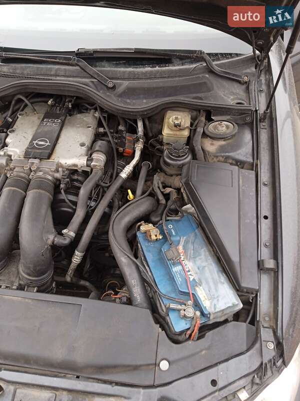 Седан Opel Omega 1995 в Первомайске