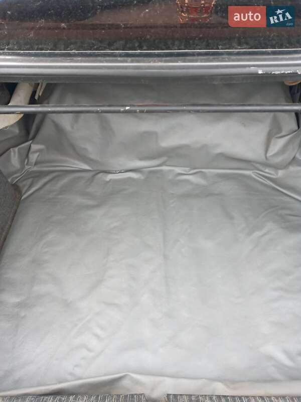 Седан Opel Omega 1987 в Николаеве фото 4 Седан Opel Omega 1987 в Николаеве