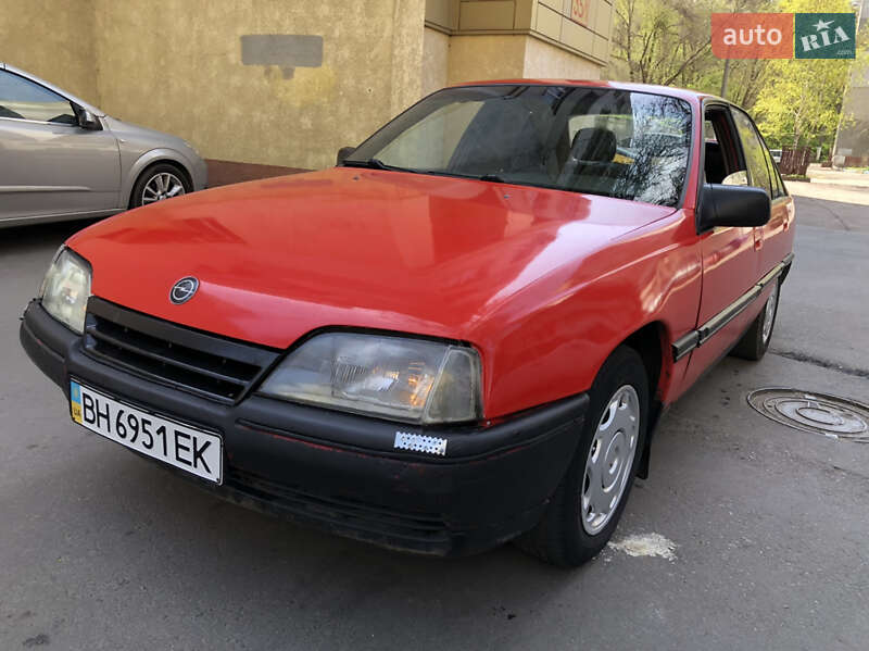 Седан Opel Omega 1987 в Одессе
