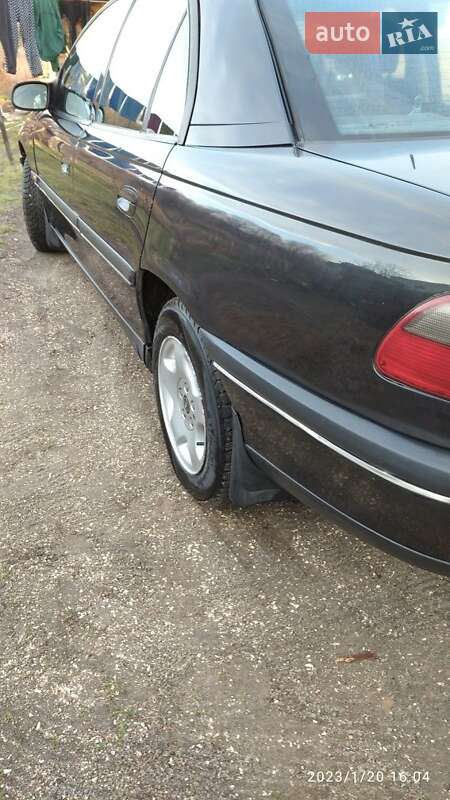 Седан Opel Omega 1994 в Боярке фото 3 Седан Opel Omega 1994 в Боярке