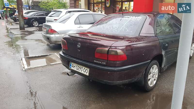 Седан Opel Omega 1995 в Днепре фото 3 Седан Opel Omega 1995 в Днепре